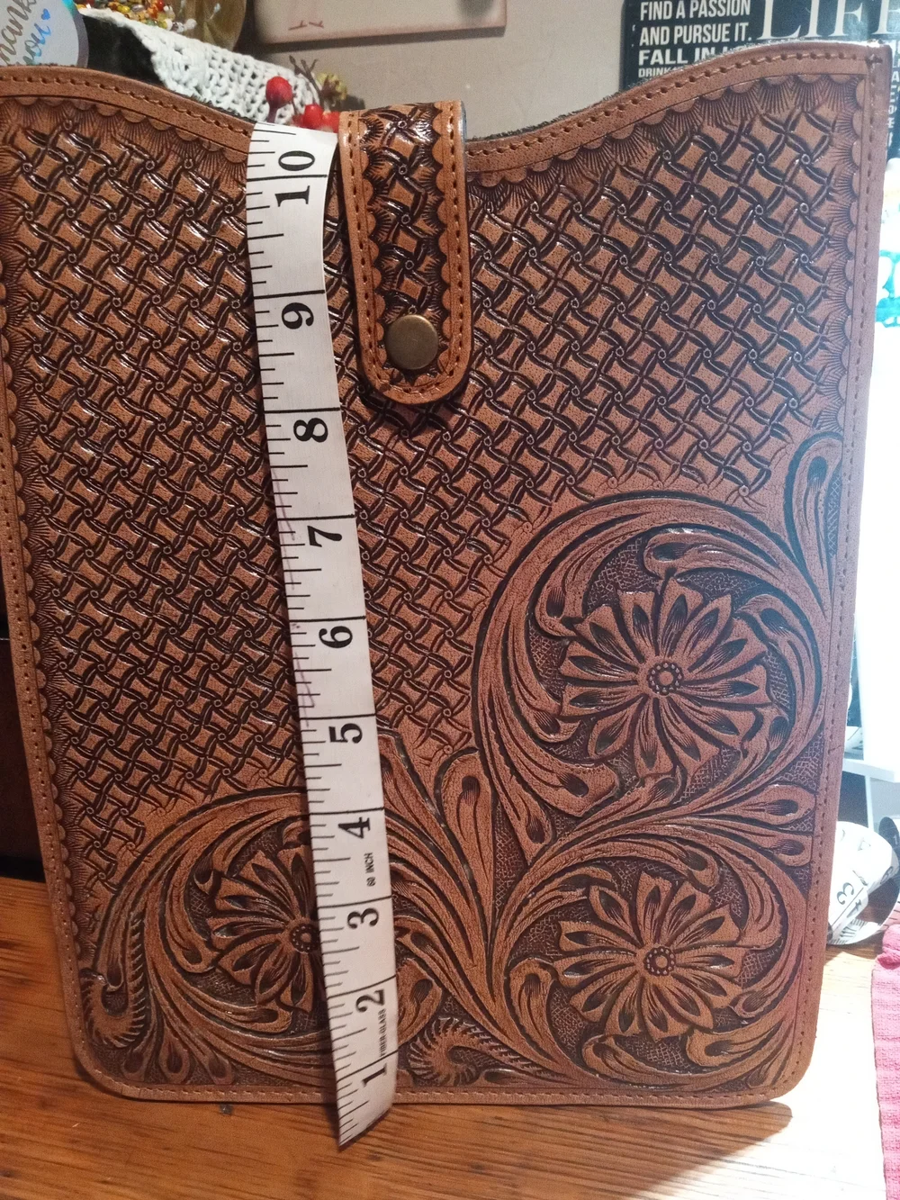 Tan Leather Tooled Men’s Or Wonen I-pad Holder